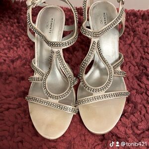 Women's Rhinestone Sandals - Silver